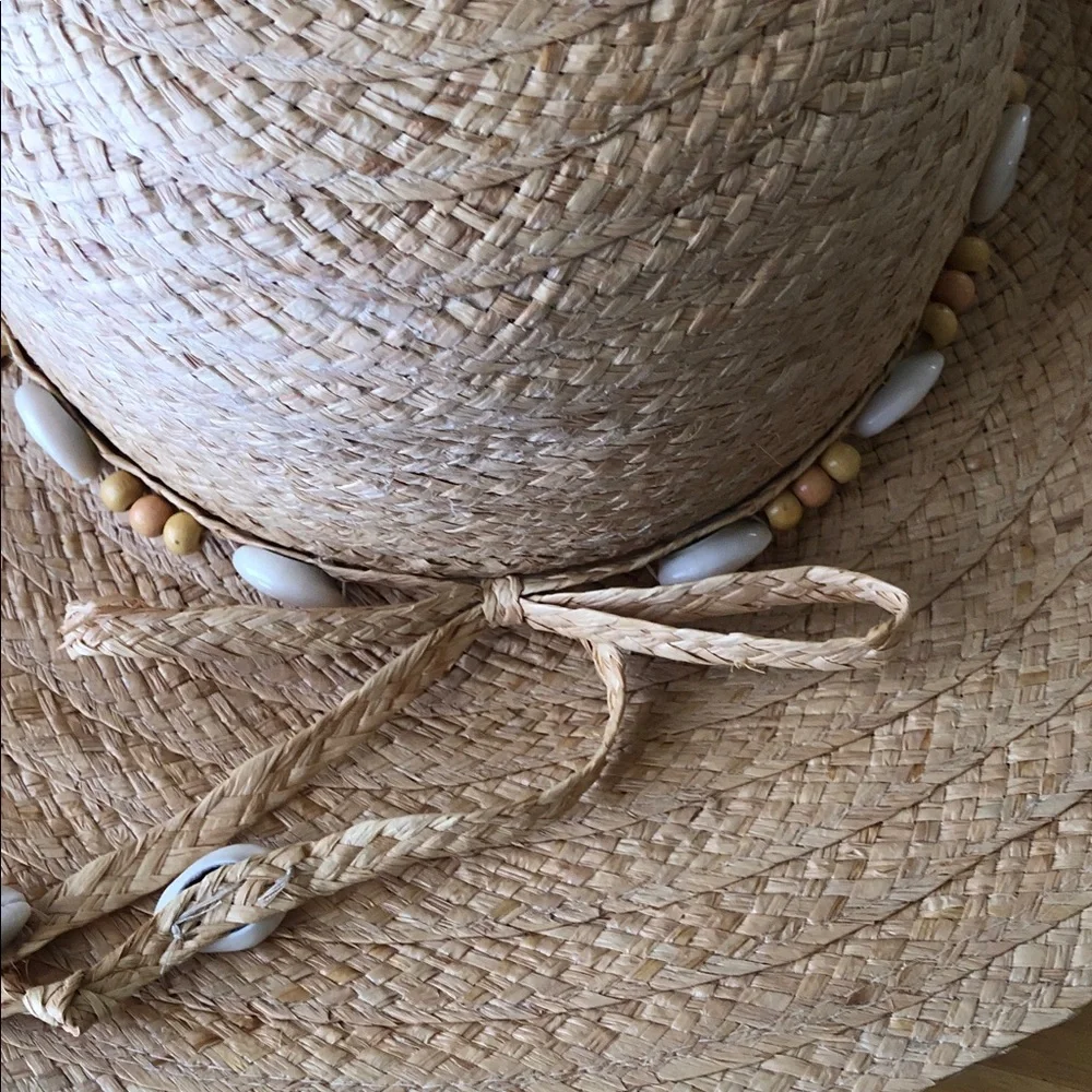 Woman’s rare Y2k Panama Jack beachy Natural Straw Sun Hat with Shell Accents